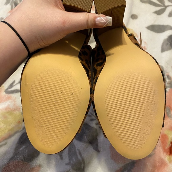 Leopard Heels - Picture 3 of 4